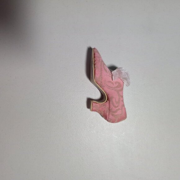 EUC Putting on the Ritz Tiny Shoe - Picture 6 of 7